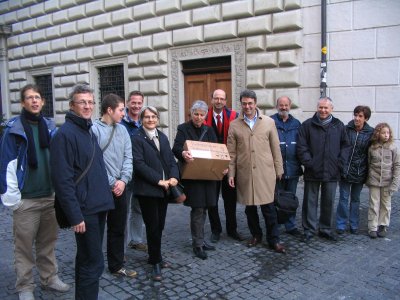 Einreichung der Unterschriften